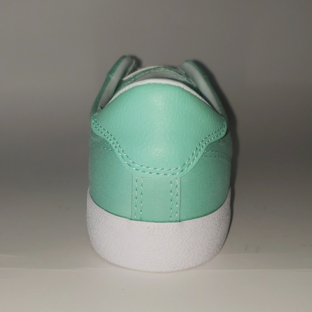 🟡Clearance Sale 🟡 CHUCK TAYLOR ALL STAR BREAKPOINT LEATHER SNEAKER - WOMEN'S - Picture 2 of 4
